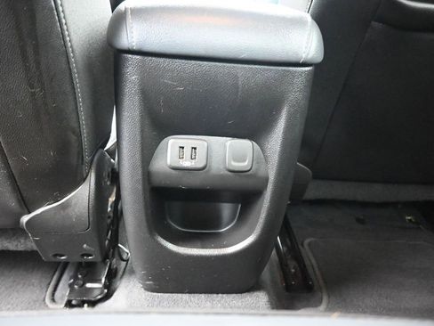 Used 2021 Chevrolet Colorado Z71 w/ Safety Package AWD/4WD image 37