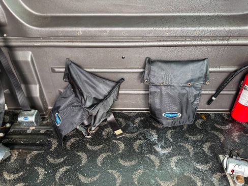 Used 2016 Ford Transit 250 148 Medium Roof image 10