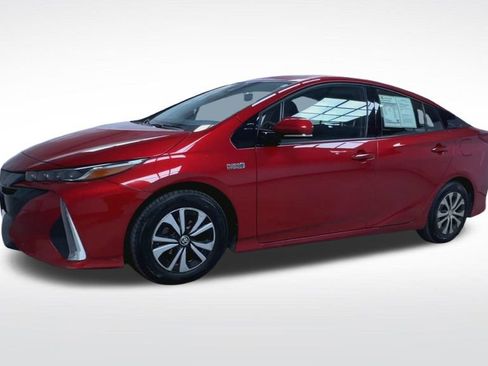 Used 2017 Toyota Prius Prime Plus image 19