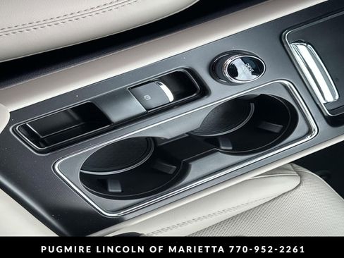 New 2026 Lincoln Corsair Reserve w/ Rear Removable Package Tray AWD/4WD image 33