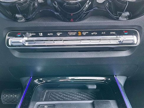 Certified 2025 Mercedes-Benz GLB 250 250 image 11