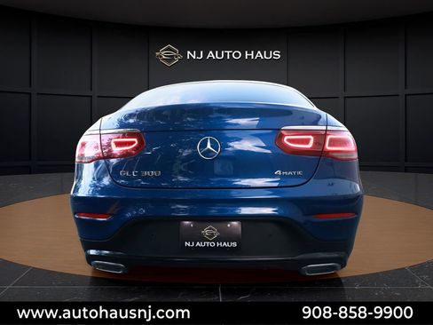 Used 2020 Mercedes-Benz GLC 300 4MATIC Coupe image 11