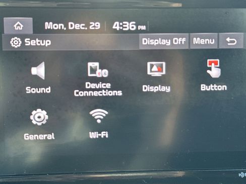 Used 2023 Kia Sorento LX image 20