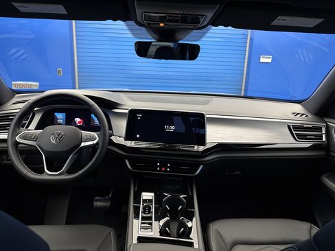 New 2026 Volkswagen Atlas Cross Sport SE image 26