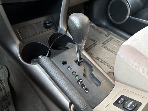 Used 2008 Toyota RAV4 2WD image 27