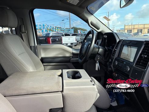 Used 2018 Ford F150 XLT w/ Equipment Group 301A Mid RWD image 19
