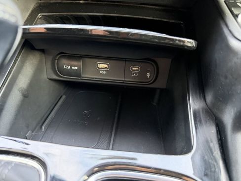 Certified 2023 Kia Telluride SX Prestige AWD/4WD image 24