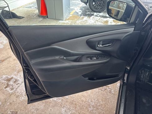 Used 2024 Nissan Murano SV image 6