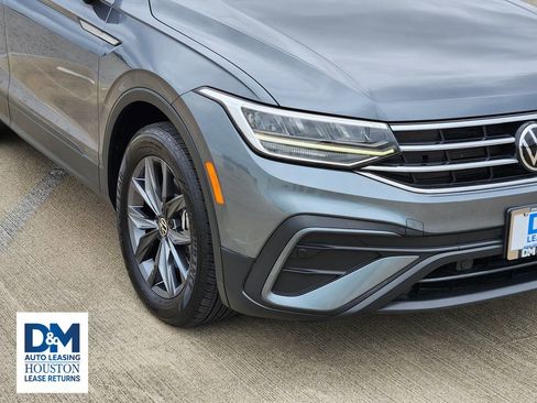 Used 2022 Volkswagen Tiguan SE FWD image 11