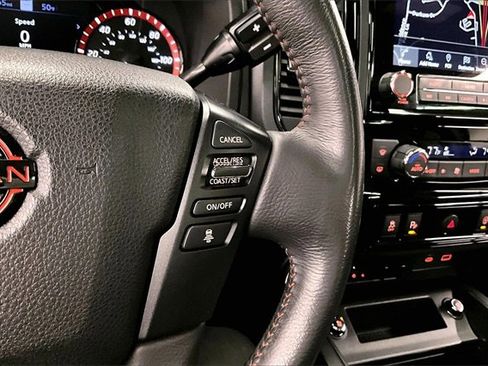 Used 2024 Nissan Titan PRO-4X w/ Pro-4x Convenience Package image 24