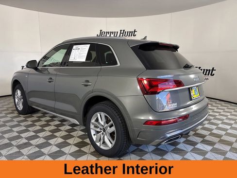 Used 2023 Audi Q5 2.0T Premium w/ Convenience Package AWD/4WD image 6