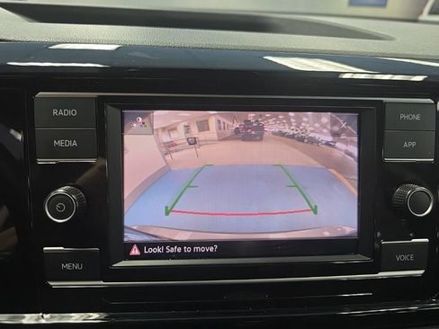 Used 2024 Volkswagen Taos S FWD image 20