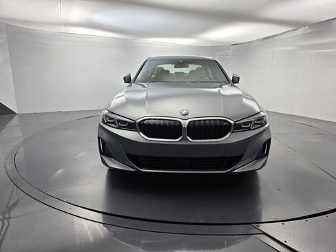 Used 2025 BMW 330i Sedan w/ Convenience Package image 2