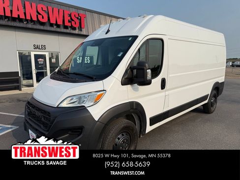 Used 2023 RAM ProMaster 2500 FWD image 1