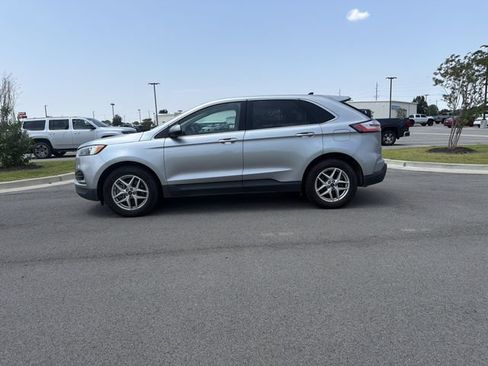 Used 2024 Ford Edge SEL AWD/4WD image 2