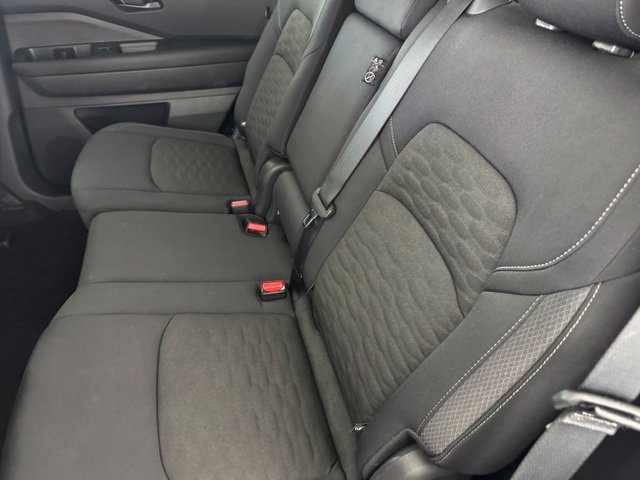 Certified 2025 Nissan Pathfinder SV AWD/4WD image 24