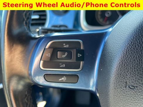 Used 2018 Volkswagen Beetle 2.0T S image 12