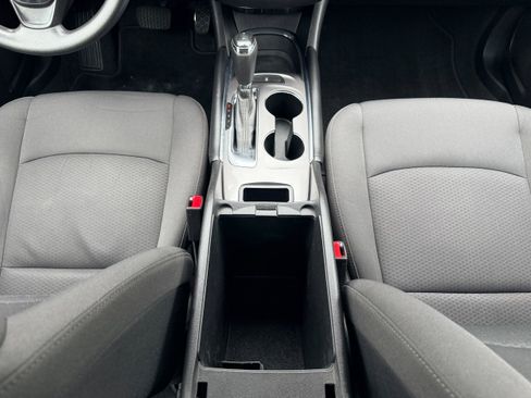 Used 2018 Chevrolet Malibu LT image 20