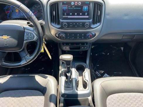 Certified 2015 Chevrolet Colorado Z71 w/ LPO, Bed Protection Package AWD/4WD image 24