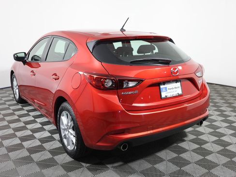 Used 2017 MAZDA MAZDA3 Sport FWD image 7