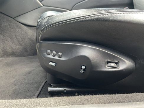 Used 2014 Maserati GranTurismo MC image 17