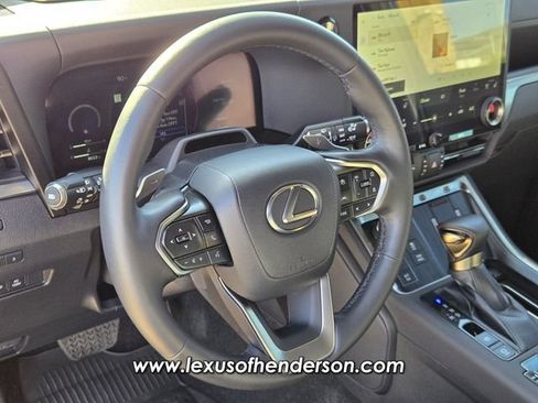 Certified 2025 Lexus GX 550 w/ Accessory Package (2T) AWD/4WD image 24