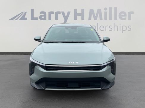 Used 2025 Kia K4 EX image 8