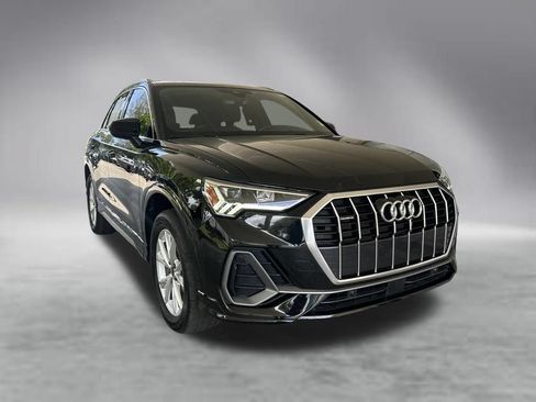 Used 2025 Audi Q3 2.0T Premium AWD/4WD image 2