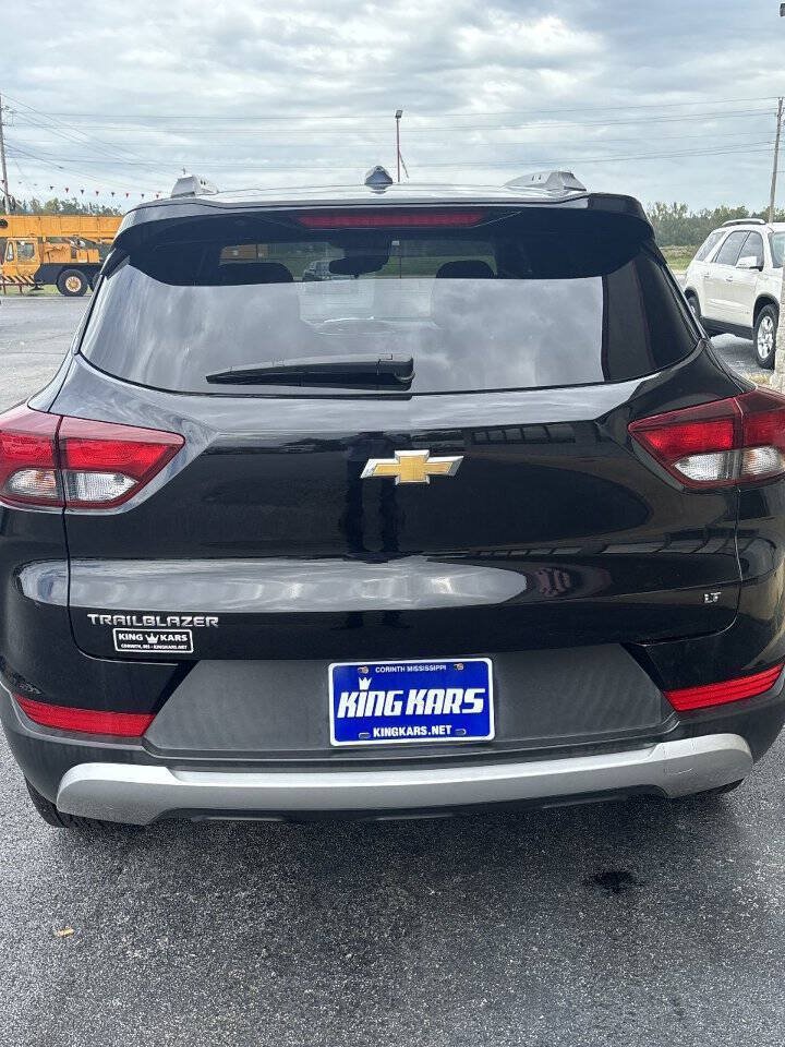 Used 2023 Chevrolet TrailBlazer LT FWD image 5