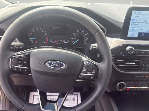 Certified 2022 Ford Escape SE w/ SE Sport Appearance Package AWD/4WD image 15