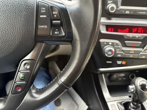 Used 2011 Kia Optima EX image 30