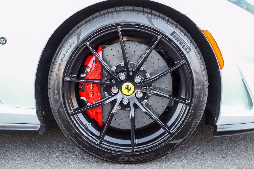 Certified 2018 Ferrari 812 Superfast RWD image 59