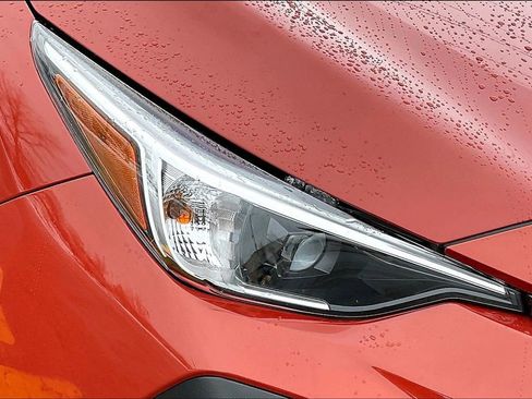 Certified 2024 Subaru Crosstrek 2.0i Premium image 32