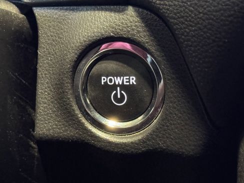Used 2024 Toyota RAV4 SE AWD/4WD image 25