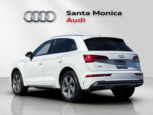 Used 2023 Audi Q5 2.0T Premium w/ Convenience Package image 6