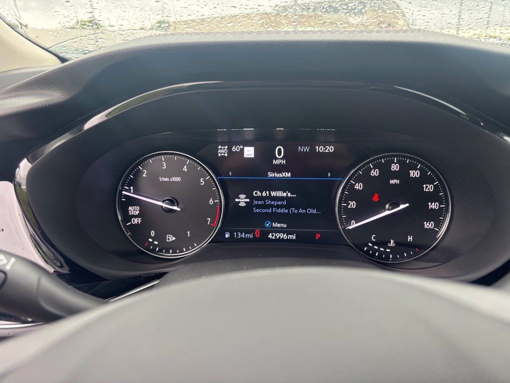 Used 2023 Buick Envision Avenir AWD/4WD image 23