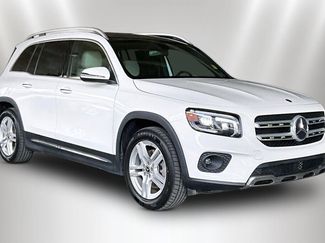 Used 2021 Mercedes-Benz GLB 250 4MATIC video 1