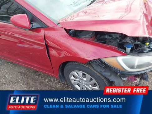 Used 2017 Hyundai Elantra SE image 23