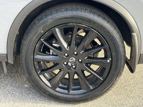 Certified 2024 Nissan Murano SV w/ SV Midnight Edition Package image 29