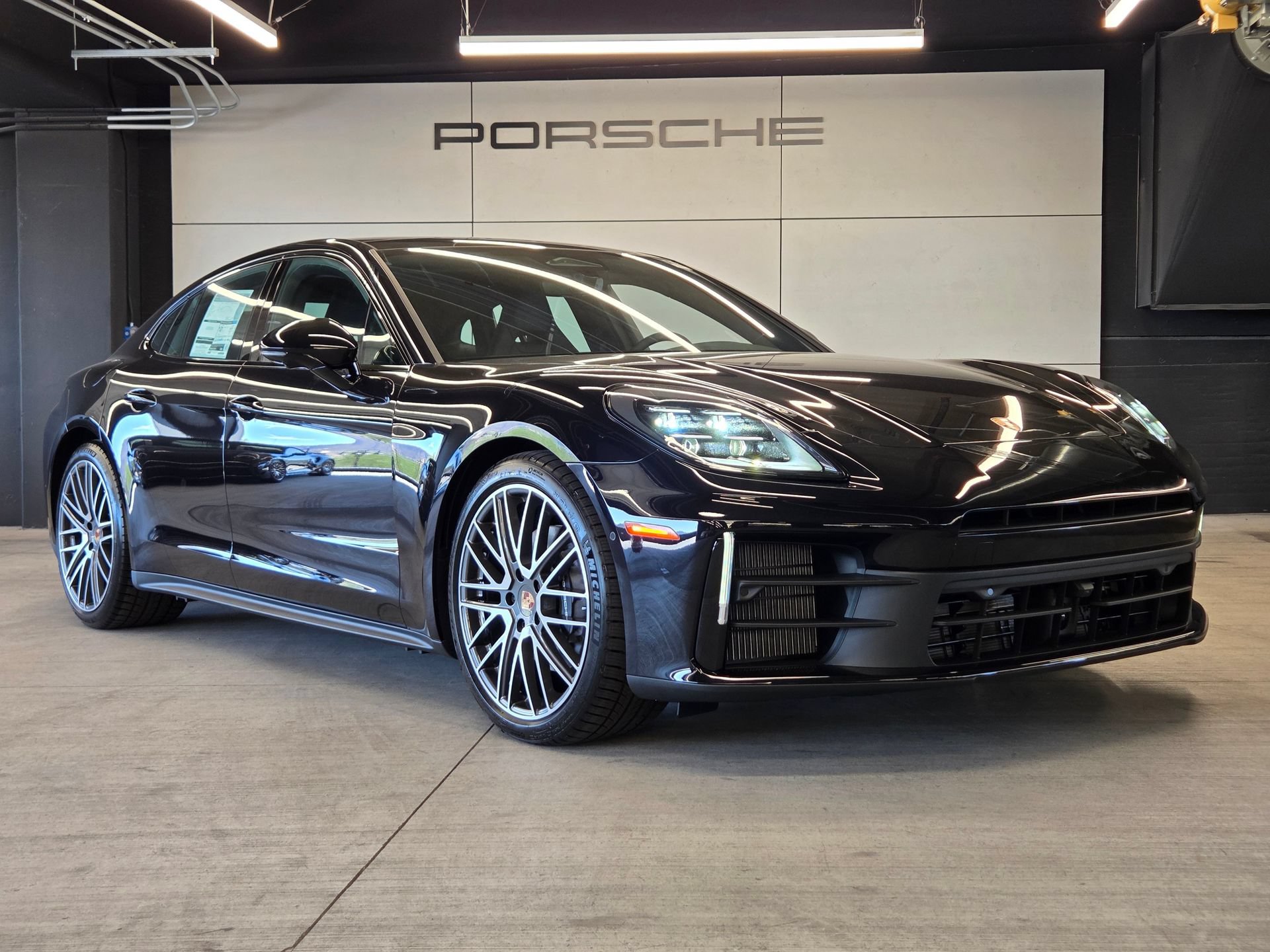 New 2026 Porsche Panamera 4 AWD/4WD image 28