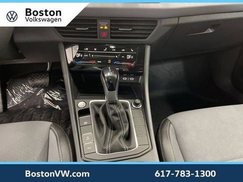 New 2026 Volkswagen Jetta SE FWD image 22
