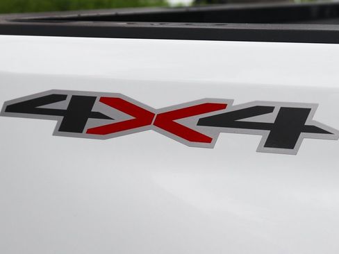 Used 2022 Chevrolet Silverado 2500 Custom w/ Custom Value Package image 47