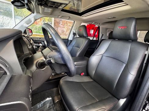 Certified 2024 Toyota 4Runner TRD Off-Road Premium w/ Off Road Premium Plus Package AWD/4WD image 24