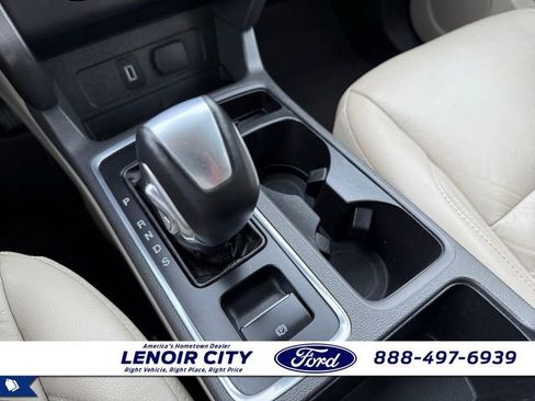 Certified 2018 Ford Escape SEL image 27