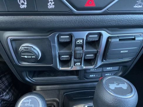 New 2026 Jeep Wrangler Unlimited Sport AWD/4WD image 30