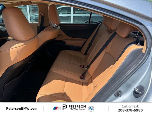 Used 2023 Lexus ES 250 w/ Premium Package AWD/4WD image 14