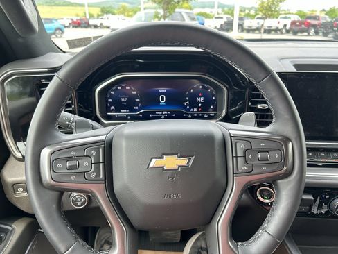 Used 2024 Chevrolet Silverado 1500 High Country w/ Technology Package AWD/4WD image 26