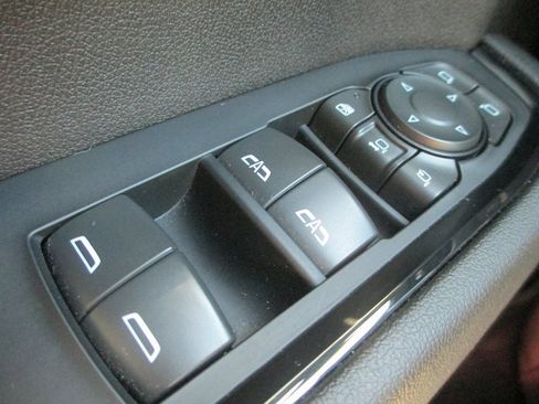 Certified 2024 GMC Sierra 2500 AT4 w/ AT4 Premium Plus Package image 32