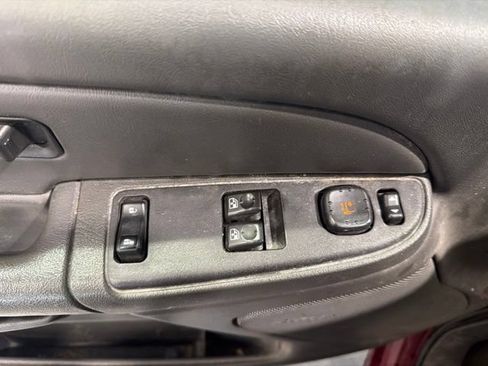Used 2006 Chevrolet Silverado 1500 LT w/ Light Duty Power Package AWD/4WD image 18