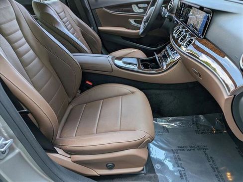 Used 2022 Mercedes-Benz E 450 E 450 image 22